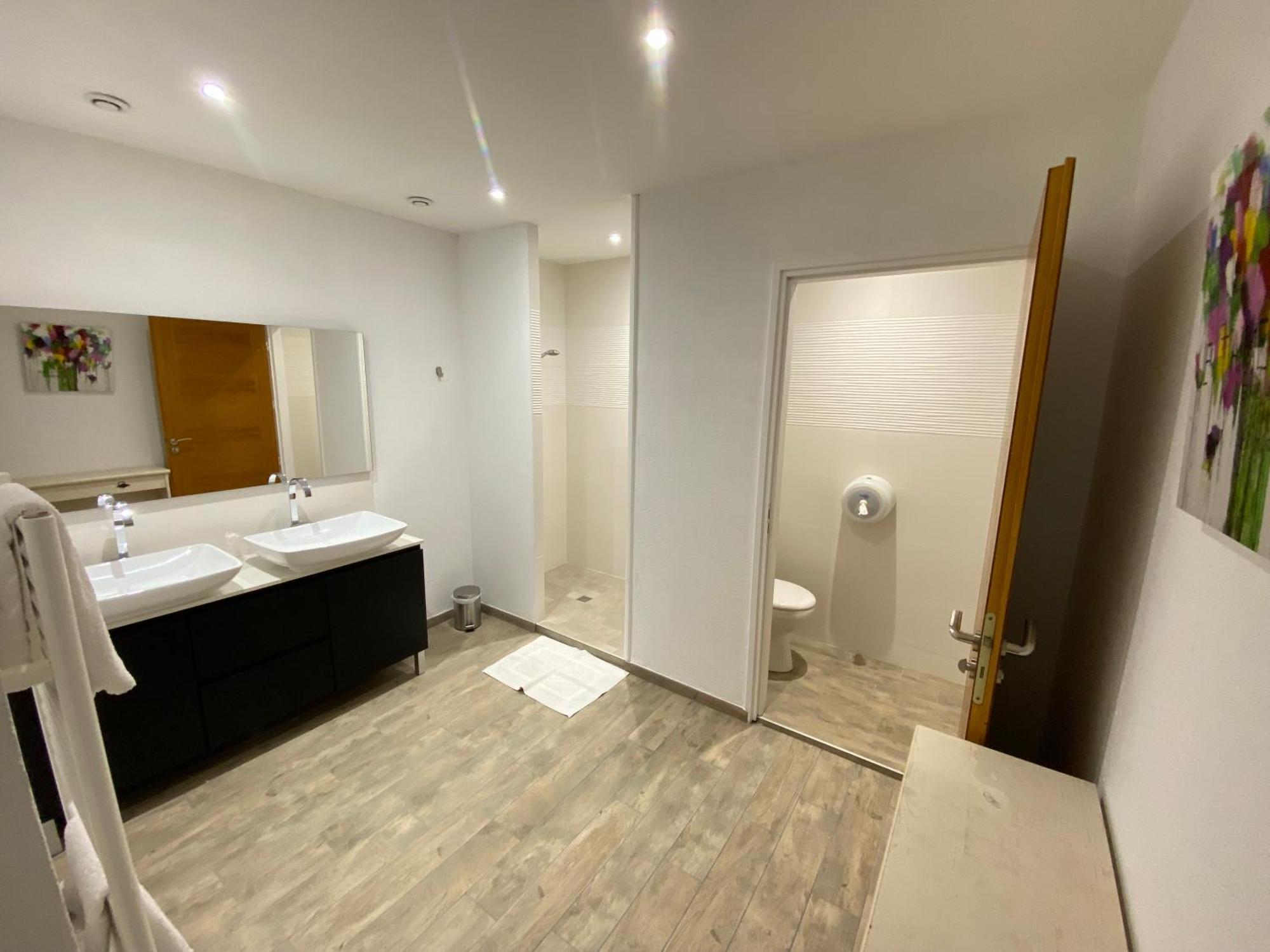 Logis Hotel L'Oliveraie Cognac Eksteriør bilde